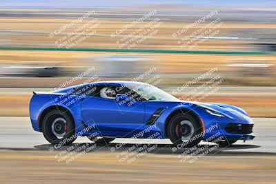 media/Dec-28-2024-Extreme Speed (Sat) [[dd5bc3b342]]/Red Group/Session 3 (Turns 11 and 12)/